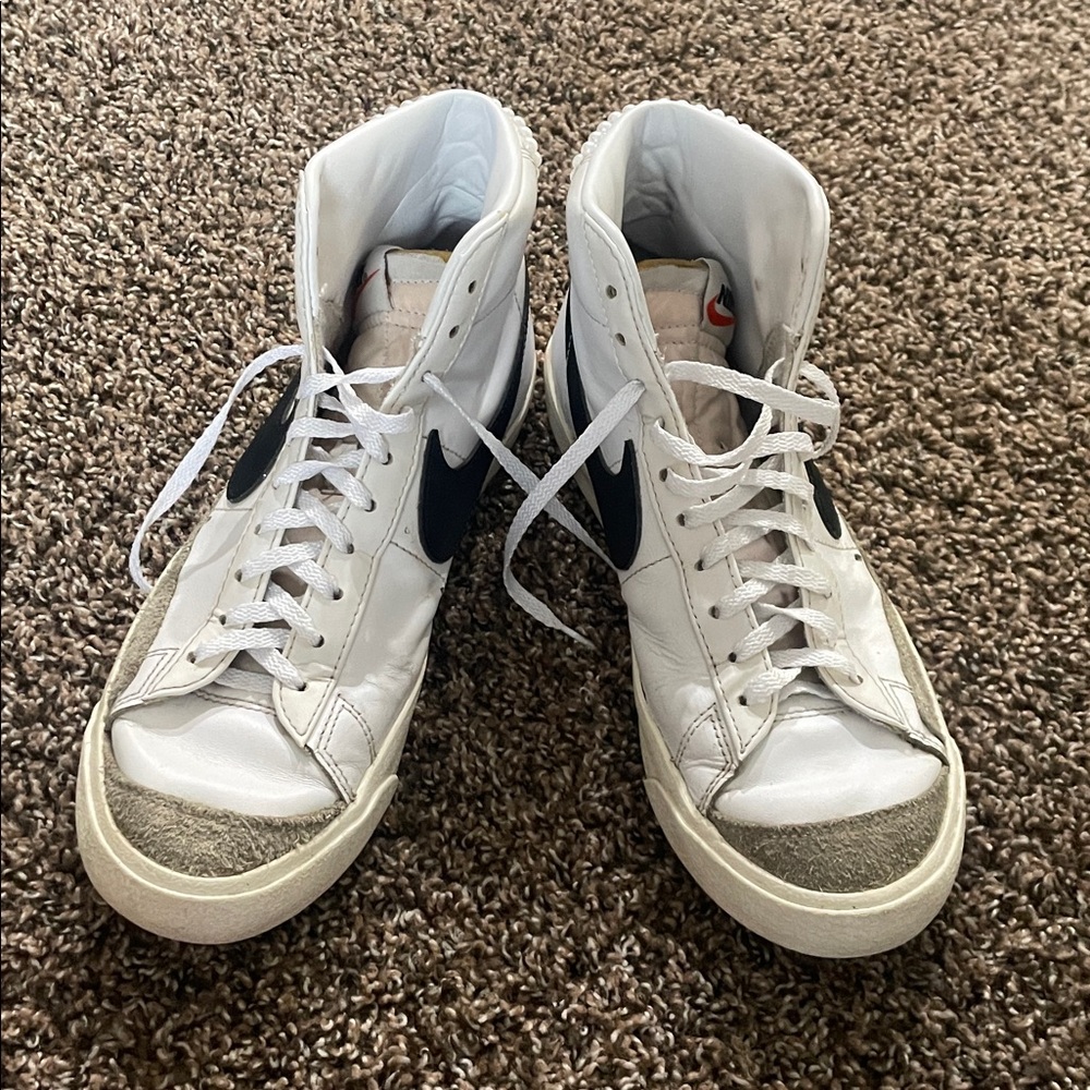 Nike Blazers Shoe Woman 9 - Picture 4 of 7